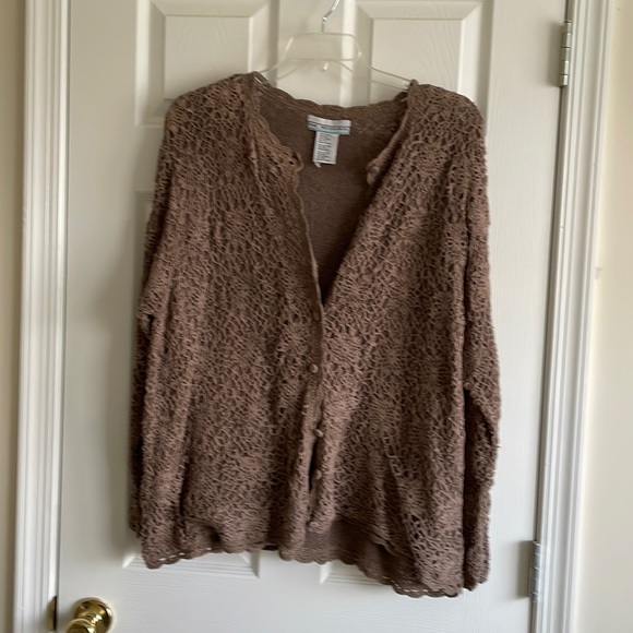 Beautiful Crocheted Look Women’s Sweater/Cardigan - Picture 1 of 15